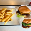 バーガー好きロコ大絶賛！スマッシュバーガーの人気店「チャビーズ・バーガー」 | ALOHA GIRL